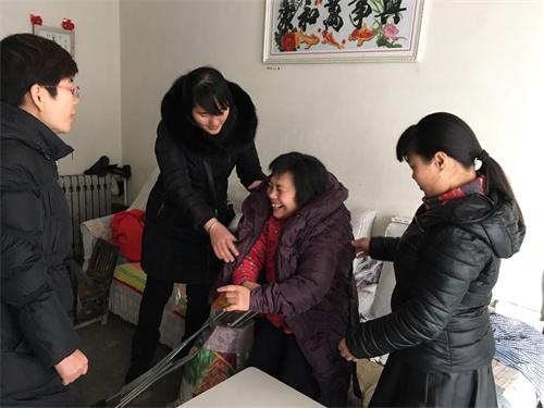 ͼΪ�����ܾ����м���